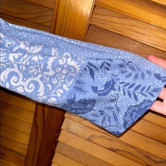 NWT Christopher & Banks Blue Floral Patchwork Women's Top Size P/XL - Picture 5 of 9